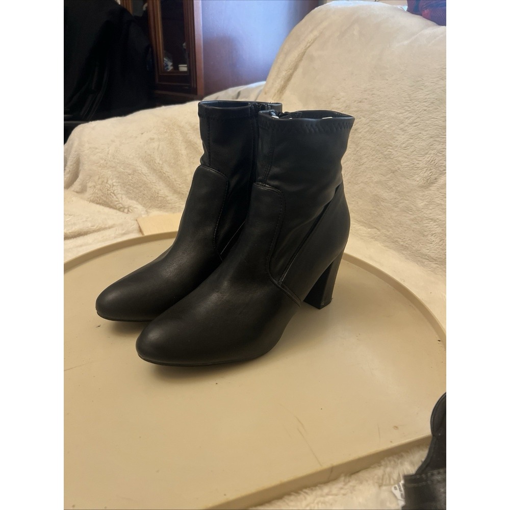 Steve Madden Black Emison-S  Booties Women's Size 9 1/2 Gothic Witchy Ankle